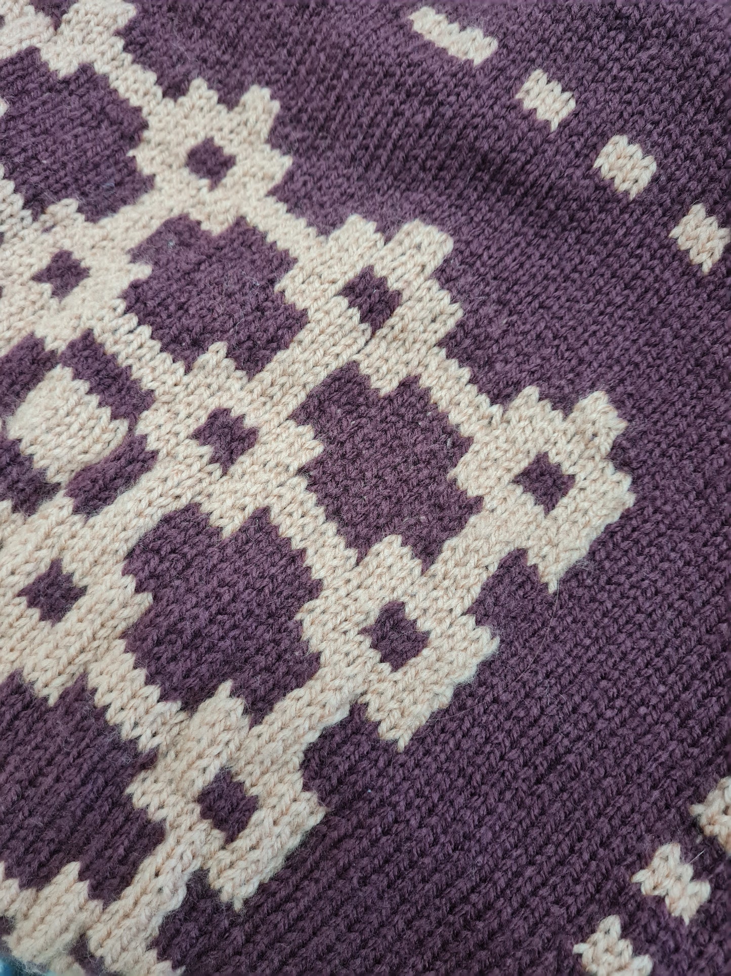 Portcullis Cushion pattern pdf only