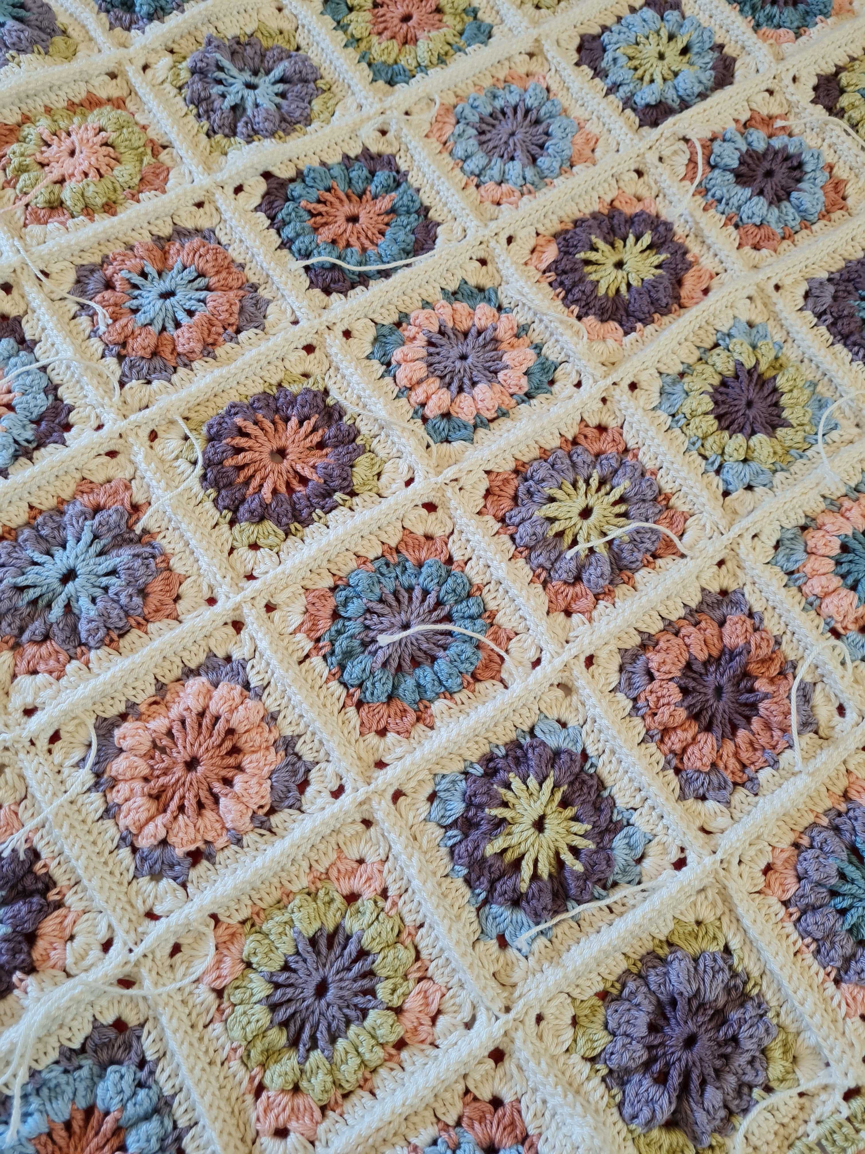 Naturals Bamboo Blanket and Cushion Yarn & Pattern Pack