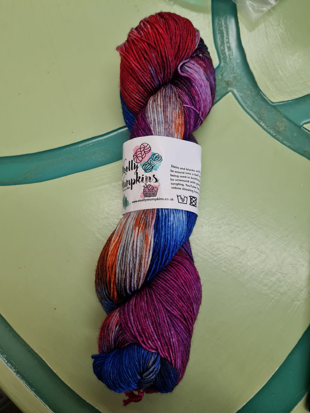 Woolly Wumpkins Indie-dyed 4-ply/sock yarn