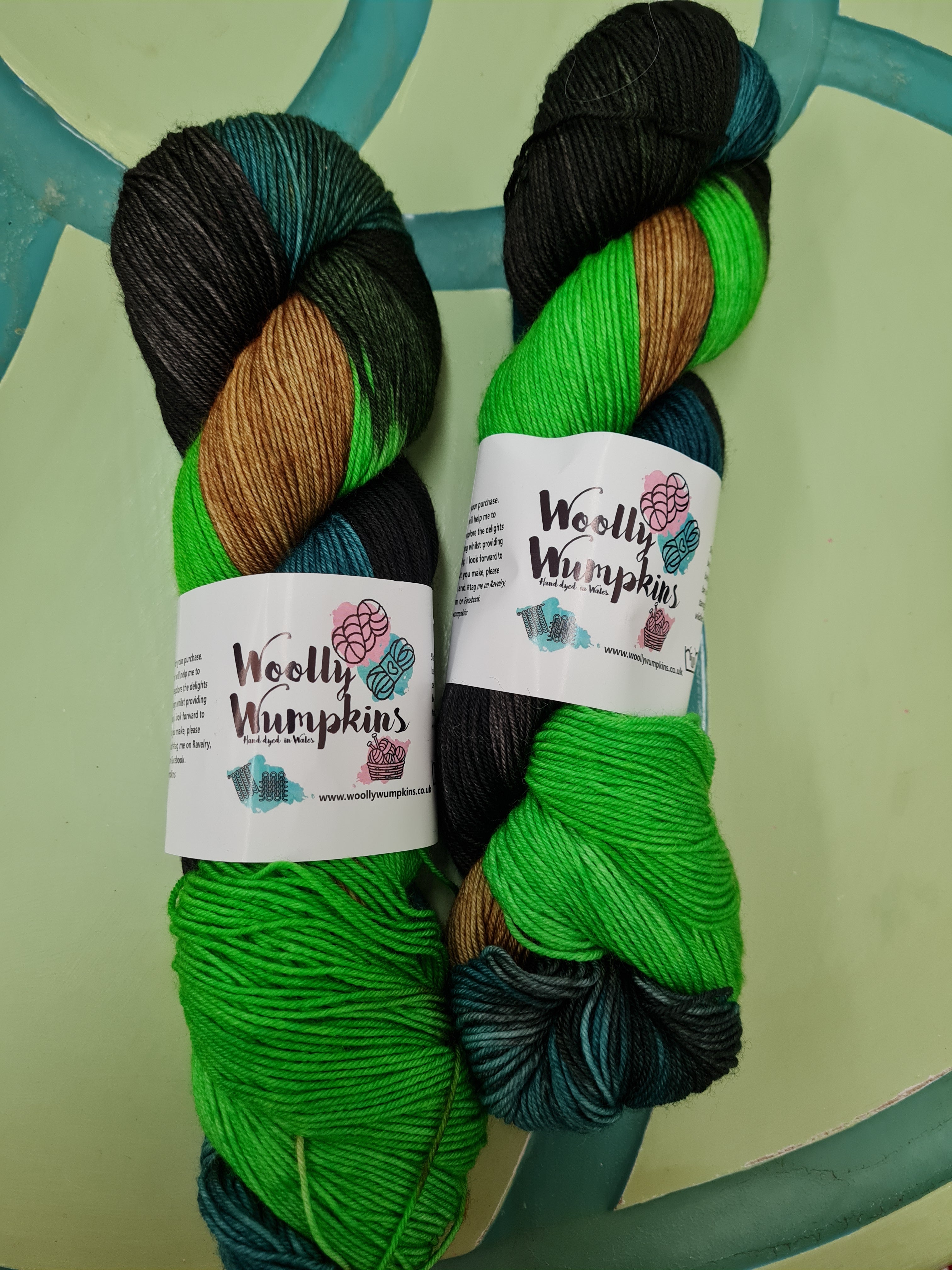 Woolly Wumpkins Indie-dyed 4-ply/sock yarn