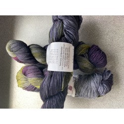 Woolly Wumpkins Indie-dyed 4-ply/sock yarn